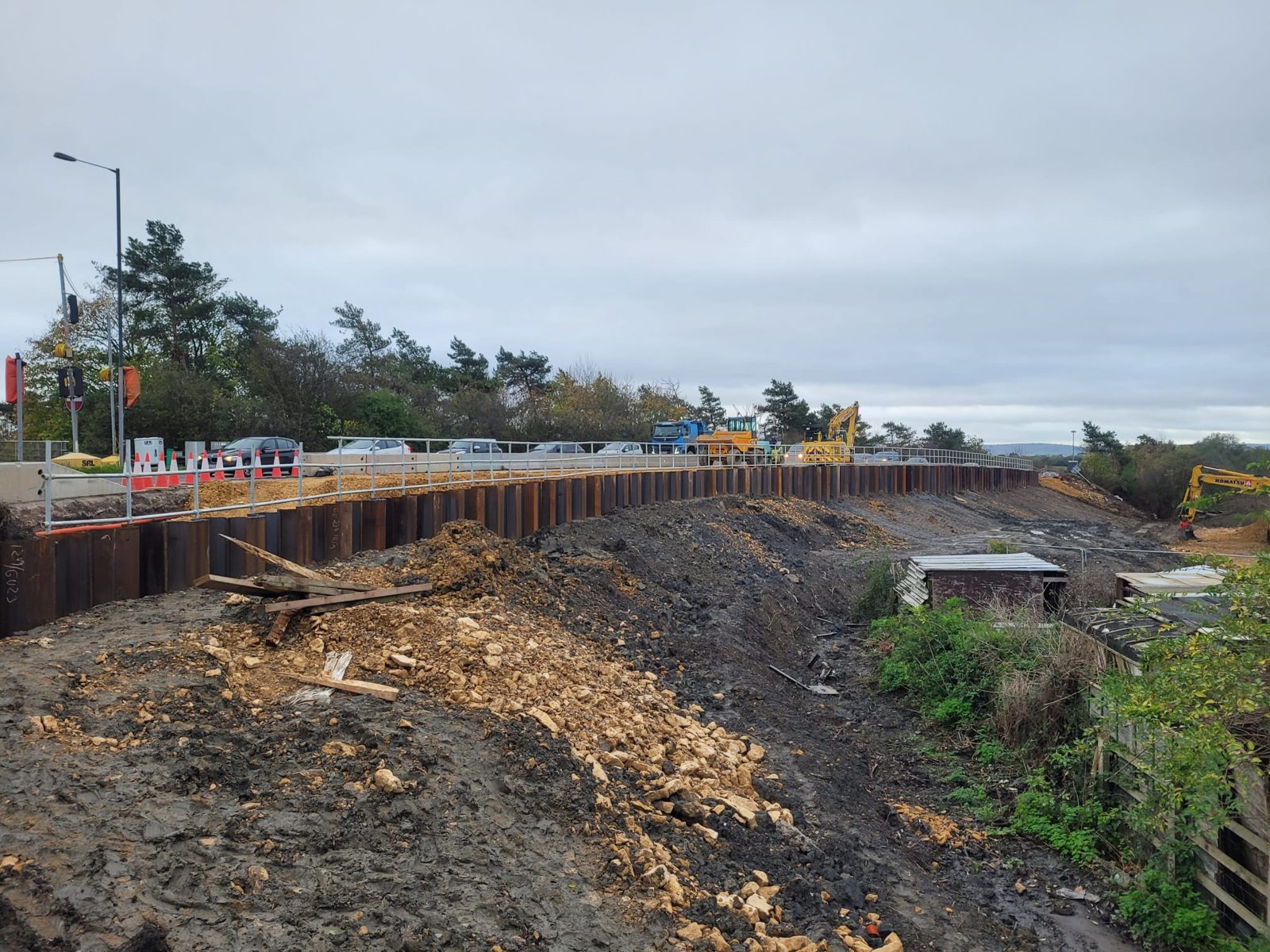 M5 Junction 9, Tewkesbury: roadside sheet piling works, photograph 1 of 11