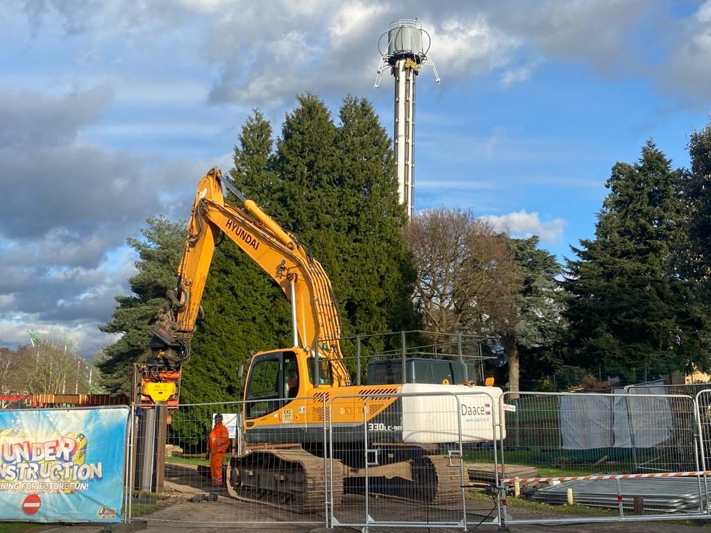 Drayton Manor, Tamworth: sheet piled wall solution, photograph 4 of 4