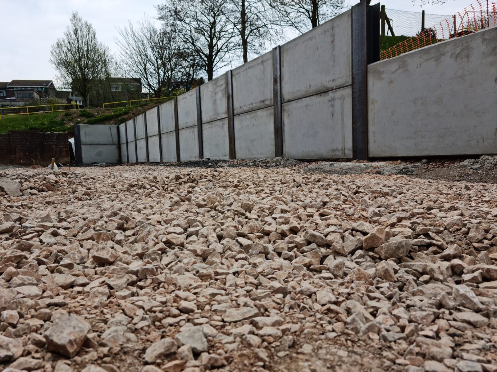Sandford Hill Primary School: king post & panel retaining solution, photograph 3 of 3