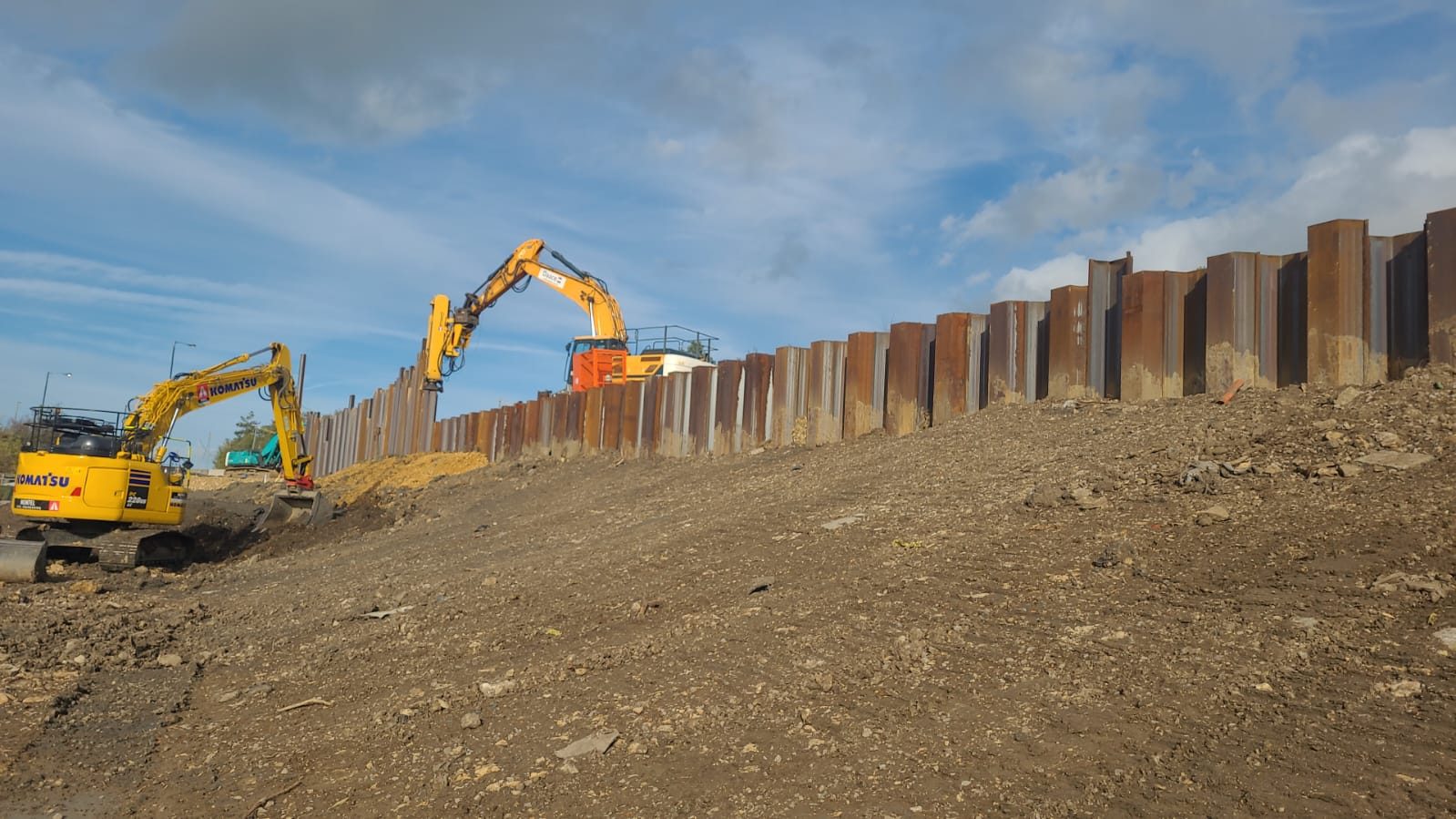 M5 Junction 9, Tewkesbury: roadside sheet piling works, photograph 10 of 11