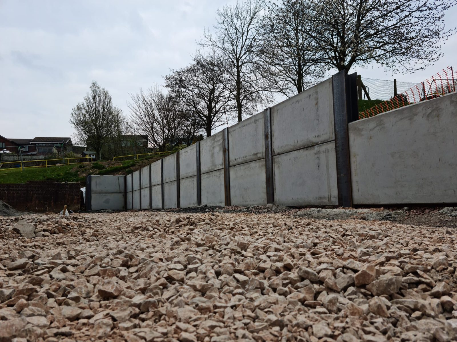 Sandford Hill Primary School: king post & panel retaining solution, photograph 1 of 3