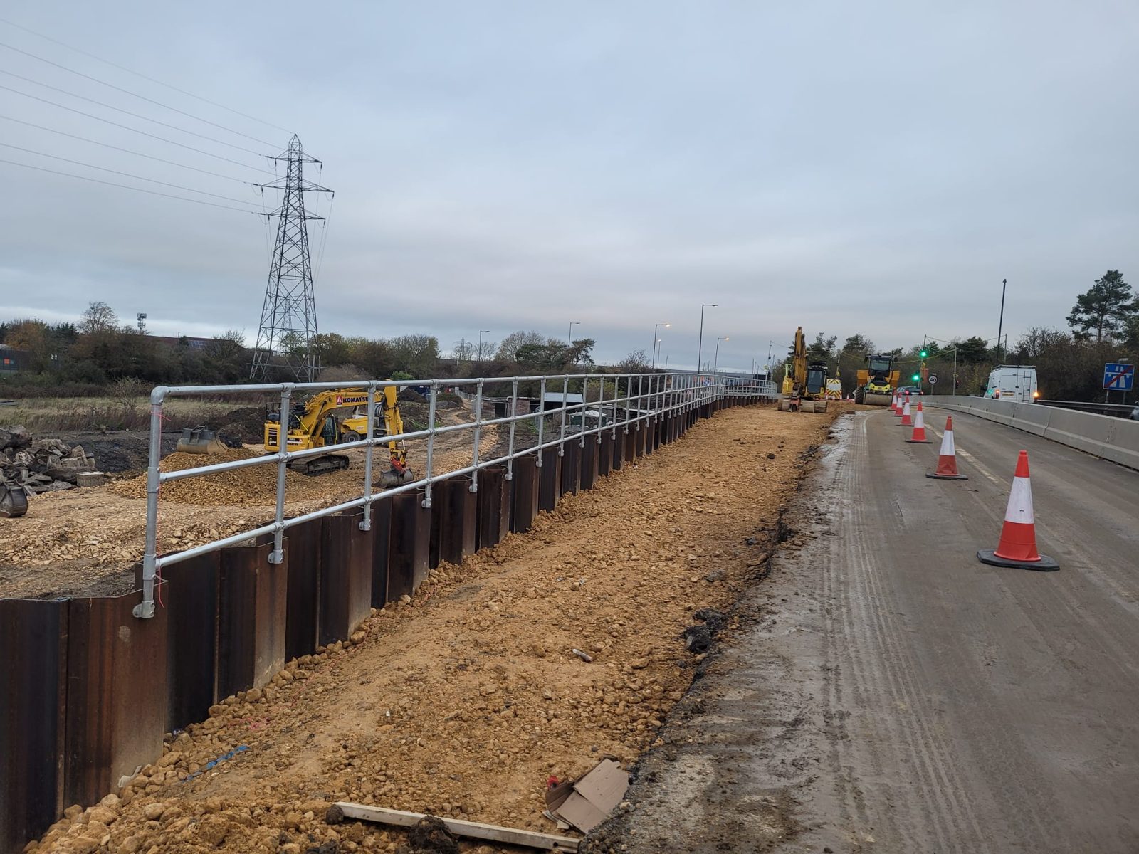 M5 Junction 9, Tewkesbury: roadside sheet piling works, photograph 8 of 11